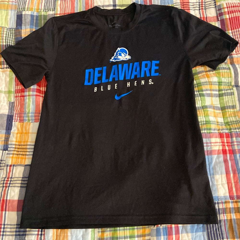 Delaware Blue Hens Nike Tee